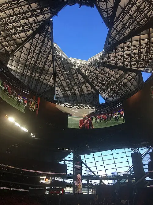 Atlanta Stadium 可開合屋頂(Retractable Roof)|2026 世界盃亞特蘭大場館